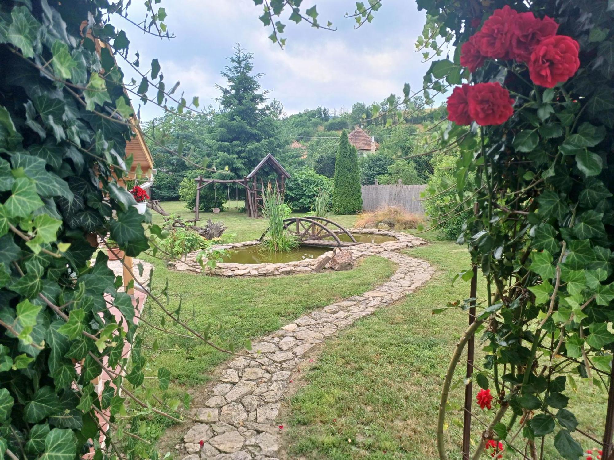 Kazsimer Vendeghaz Erdohorvati Exterior photo